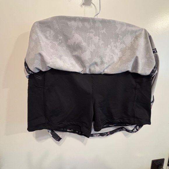 Lululemon Pace Rival Skirt In Spring Bloom Multi / Black In Size 8 - Picture 4 of 4